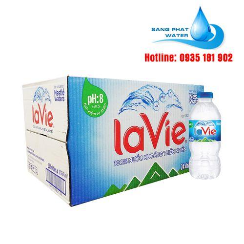 Thùng nước Lavie 350ml 24 chai chính hãng giá bao nhiêu?