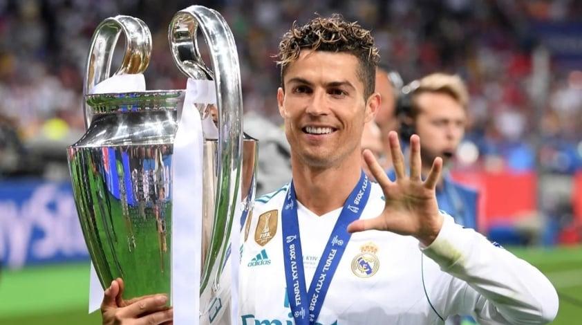 Messi hay Ronaldo? Trí tuệ nhân tạo công bố cầu thủ vĩ đại nhất lịch sử