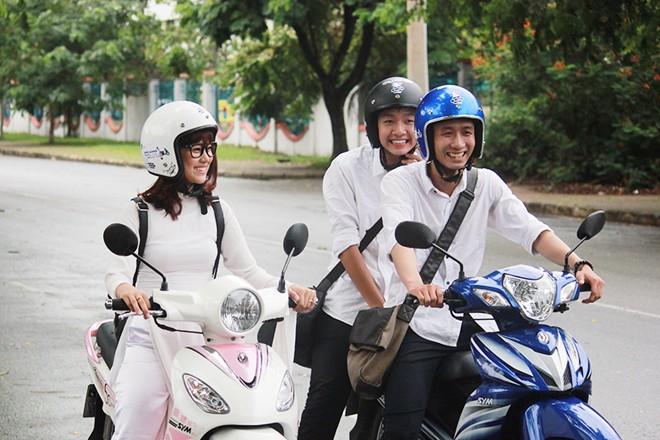 Bao Nhiêu Tuổi Được Đi Xe Máy 50cc, Có Cần Bằng Không?