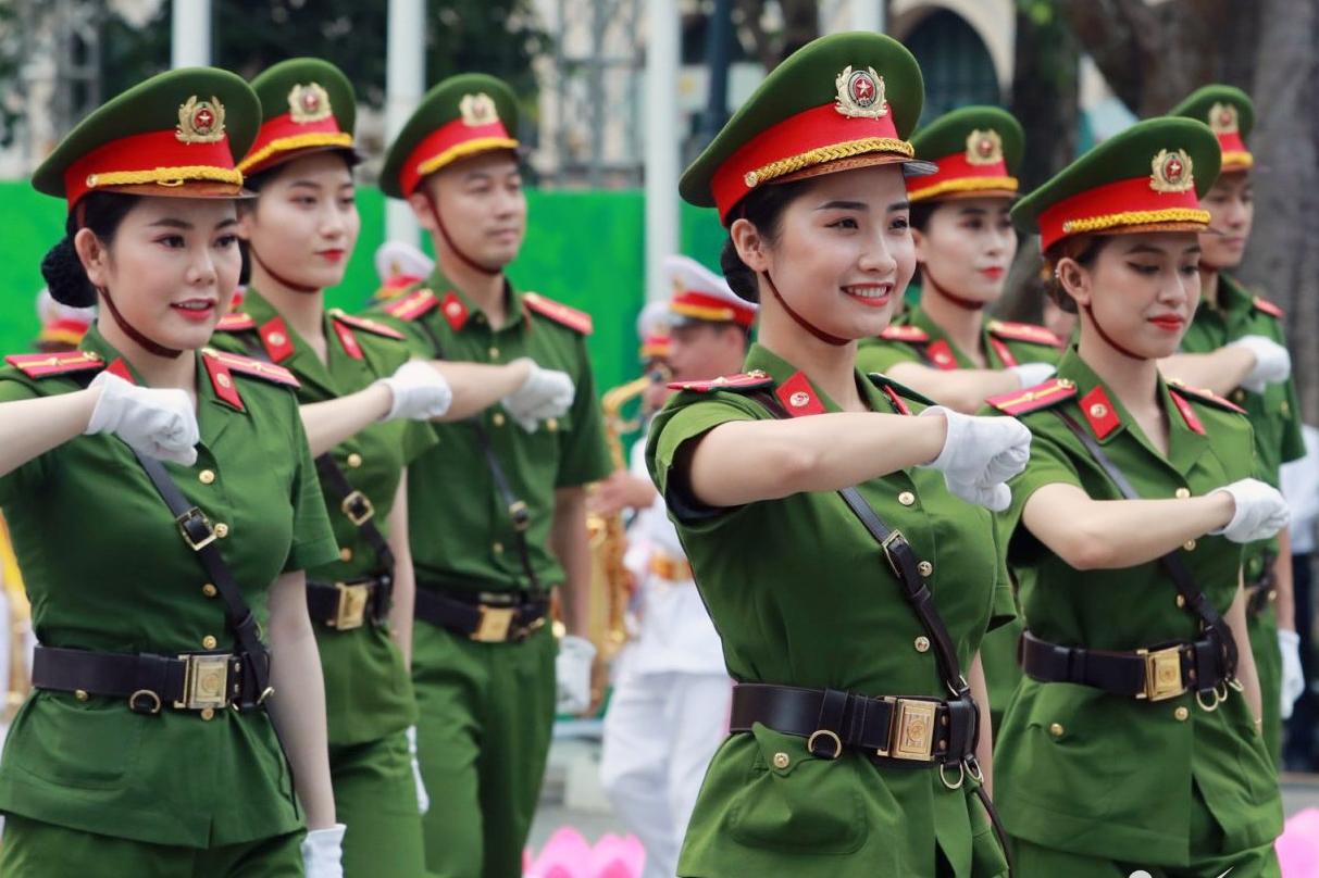 Hệ thống cấp bậc hàm sĩ quan, hạ sĩ quan Công an nhân dân mới nhất | Cổng TTĐT tỉnh Hà Tĩnh