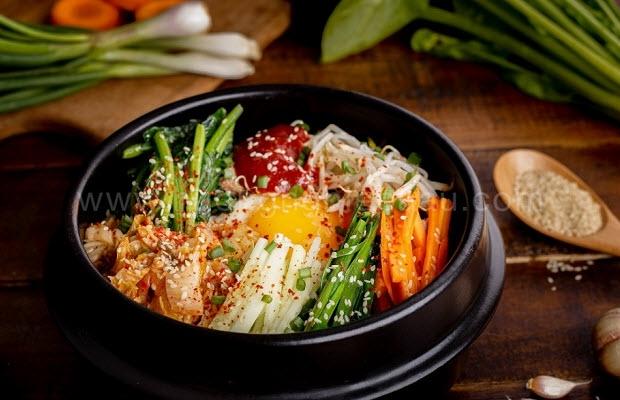 Cơm trộn Hàn Quốc Bibimbap – Linh hồn xứ sở Kim Chi