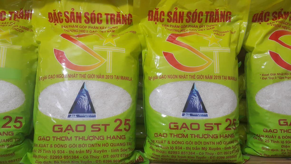 Gạo ST25 có mấy loại? giá bao nhiêu?