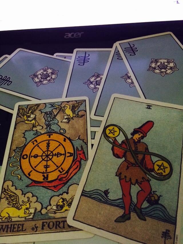 Tarot và cái giá phải trả