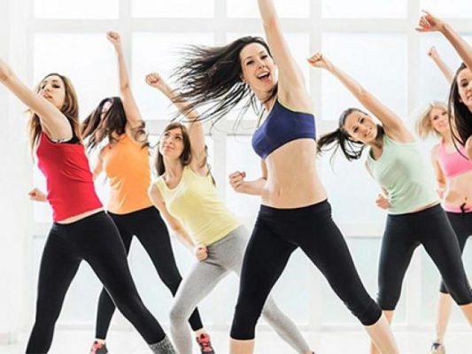 Sau sinh mổ bao lâu thì tập aerobic được?