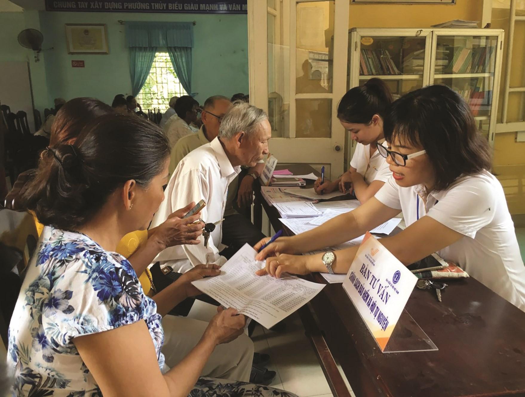 Khác biệt trong cách tính lương hưu công chức Nhà nước và người lao động