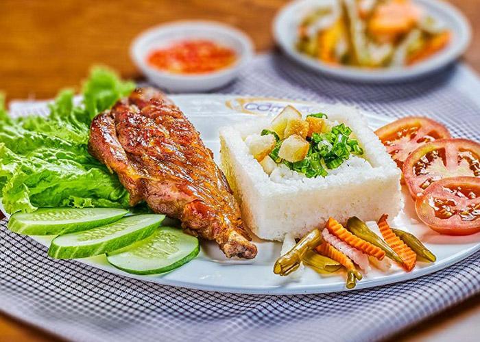 Top 8 các món ăn đặc sản Việt Nam làm nức lòng du khách gần xa, ĂN LÀ MÊ