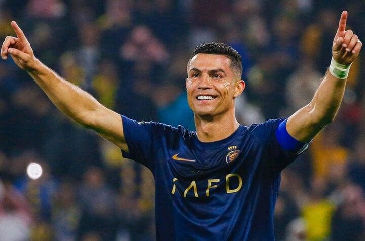 Ronaldo lại ghi bàn, khẳng định vị trí số 1 thế giới năm 2023