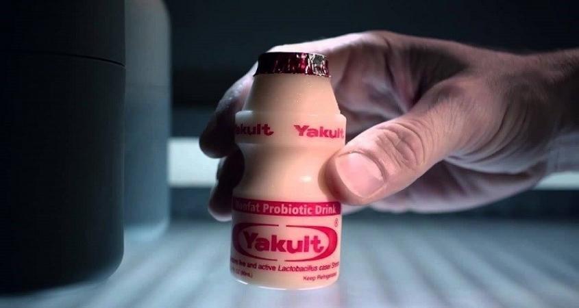 Sữa chua uống Yakult có tốt không? Bé mấy tuổi có thể uống được Yakult?