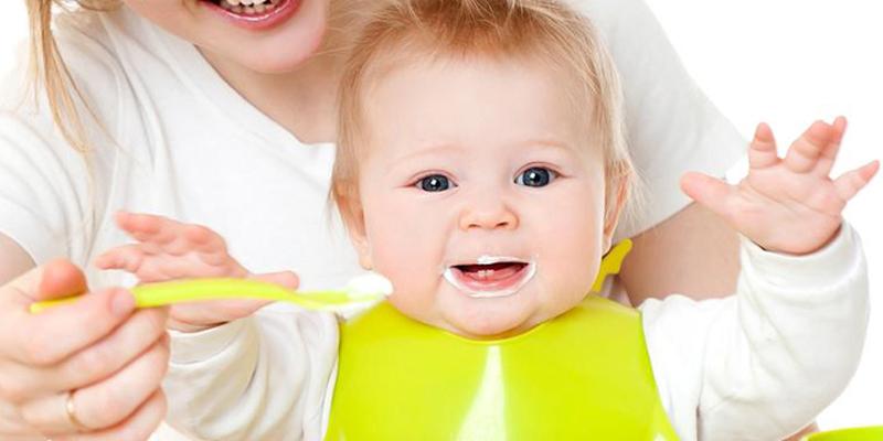 Trẻ 6 tháng tuổi có ăn được sữa chua không?