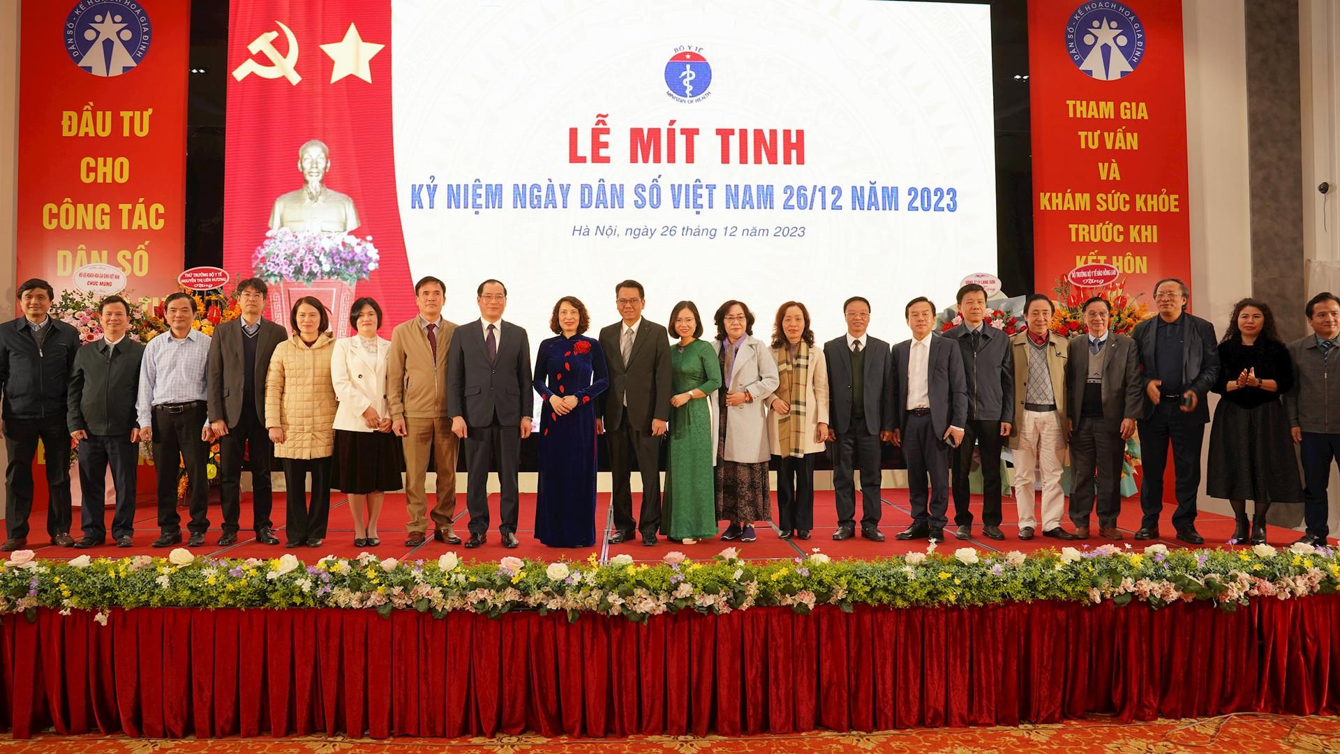 Việt Nam đối diện nguy cơ tỷ lệ tăng dân số âm