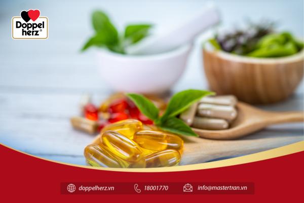 So sánh vitamin E vàng và đỏ, loại nào tốt hơn?