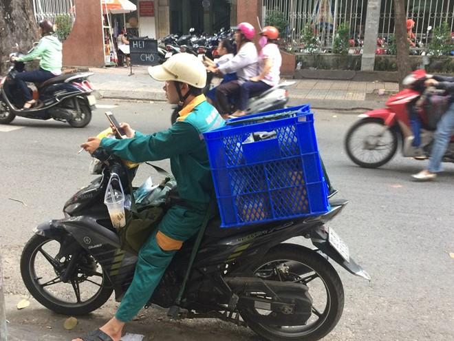 [Giải đáp] – Boom hàng nhiều trên TikTok có sao không?