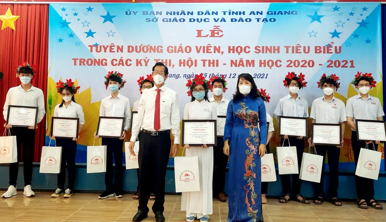 Học sinh tiêu biểu là gì? Tiêu chí nào để đánh giá học sinh tiêu biểu?