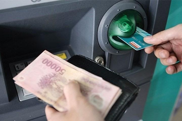 Một ngày, hạn mức rút tiền tại cây ATM các ngân hàng là bao nhiêu?