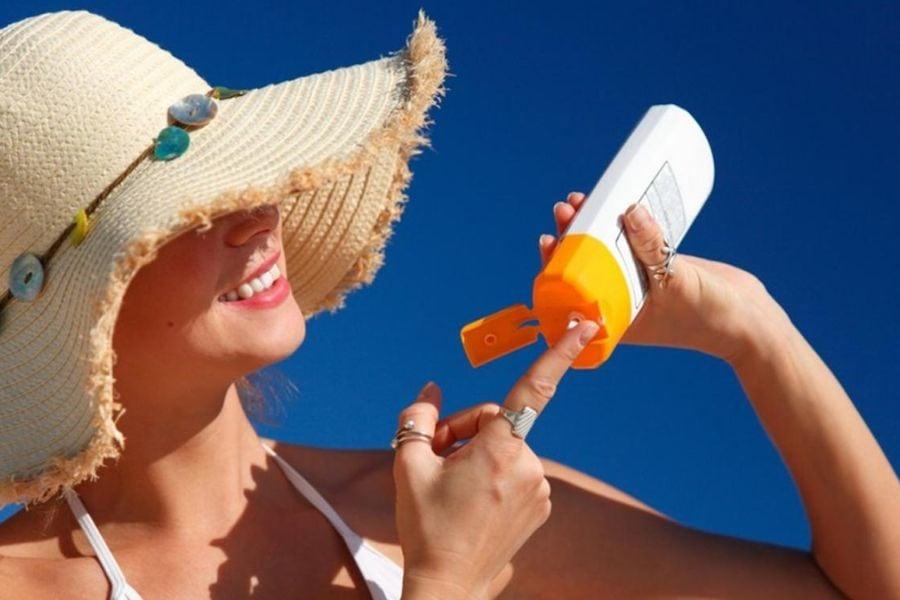 Nên bôi kem chống nắng khi nào là tốt nhất để bảo vệ làn da?